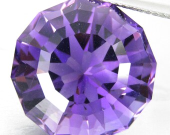 Natürlicher afrikanischer Amethyst Edelstein, 11.58 Karat Rundschliff
