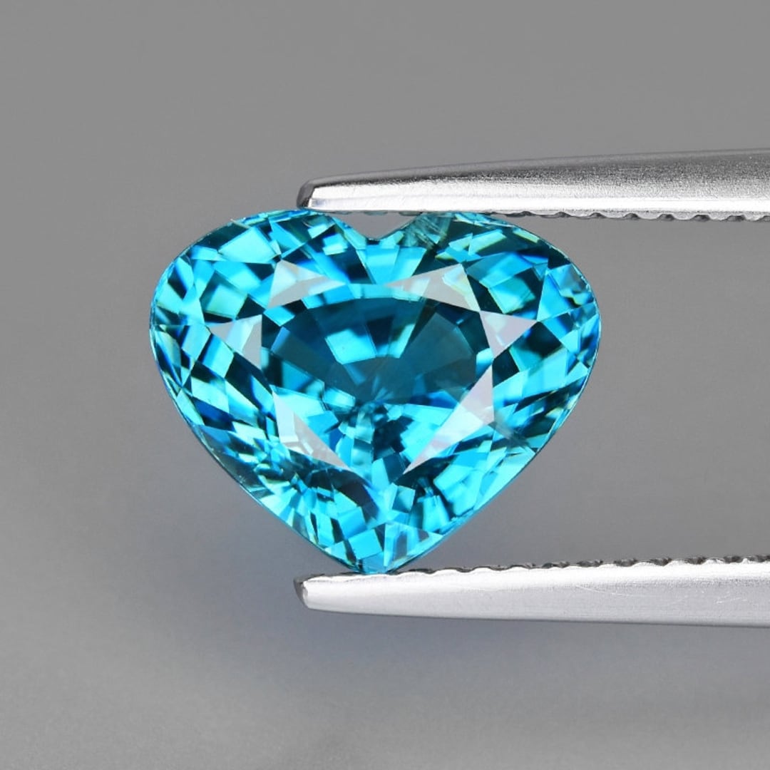 Pietra preziosa allentata Cabochon calibrata a forma di Marquise in pietra di lu Pietra preziosa allentata Cabochon calibrata a forma di Marquise in pietra di lu