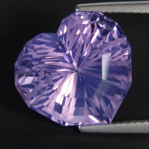 11.87Cts Amazing Natural Lavender Quartz Haart Shape precision Cut Loose Gemstone