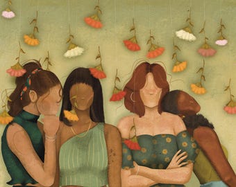 Puede incluir: Cuatro mujeres se paran juntas, sonriendo, con un fondo de flores coloridas colgando del techo. Las mujeres visten ropa casual y tienen diferentes tonos de piel y colores de cabello.