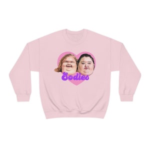Sodies Amy and Tammy Slaton 1000lb Sisters Pink Heart Unisex Heavy Blend Crewneck Sweatshirt