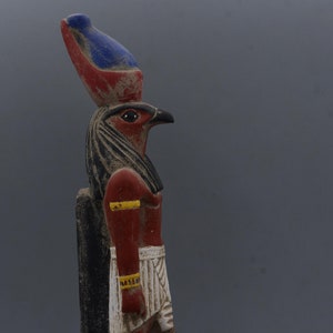 Statue Falcon Headed God Horus standing unique art museum Sculpture painted heavy stone made in Egypt