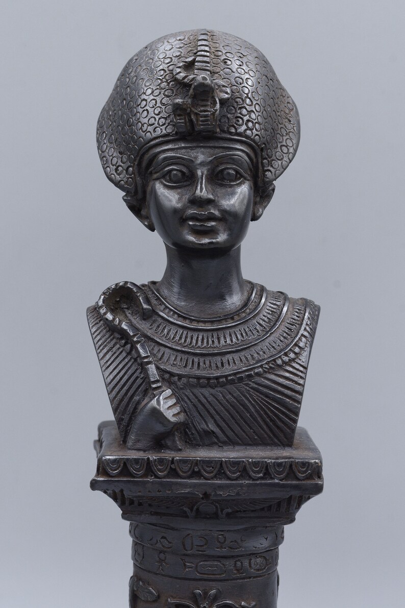 Statue of Tutankhamun Egyptian Art Pharaoh King Tut Black Made in Egypt ...