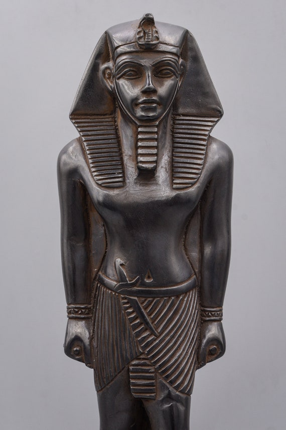 カフラー王の像 黒 エジプト美術 ファラオ 堅い石 エジプト製 - Etsy 日本