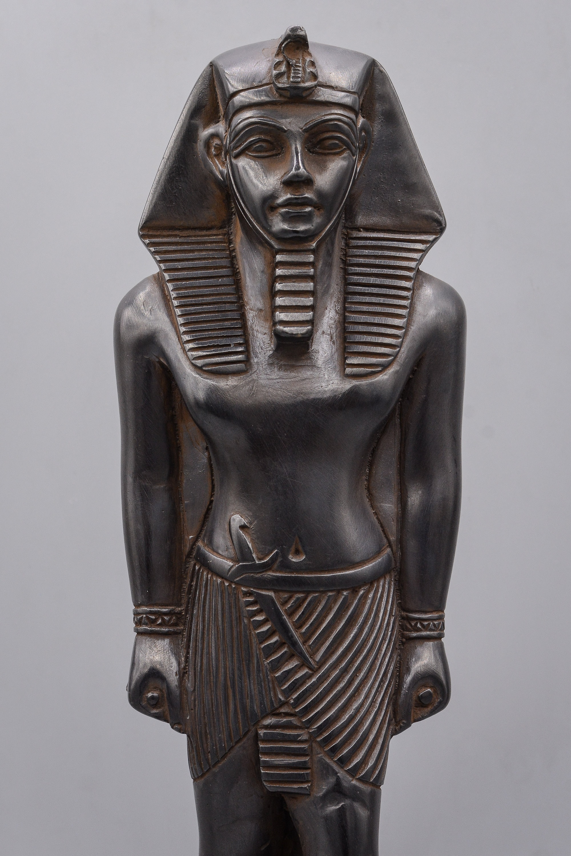 カフラー王の像 黒 エジプト美術 ファラオ 堅い石 エジプト製 - Etsy 日本