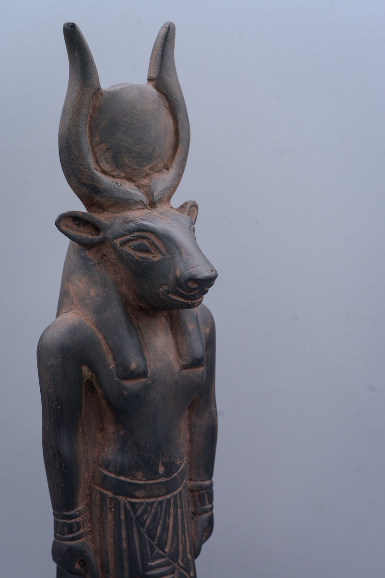 Unique statue of Egyptian art goddess Hathor dark stone large 12/'/' made in Egypt