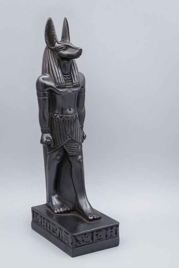 【美品】　アヌビス像　古代エジプト神　Las Vegas LUXOR で購入 超美品】 アヌビス像 古代エジプト神 Las Vegas LUXOR で購入