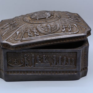 Caja antigua única con diseño de esfinge, caja egipcia negra hecha a mano, decoración de caja de esfinge, artesanías egipcias únicas, caja de baratijas pesada