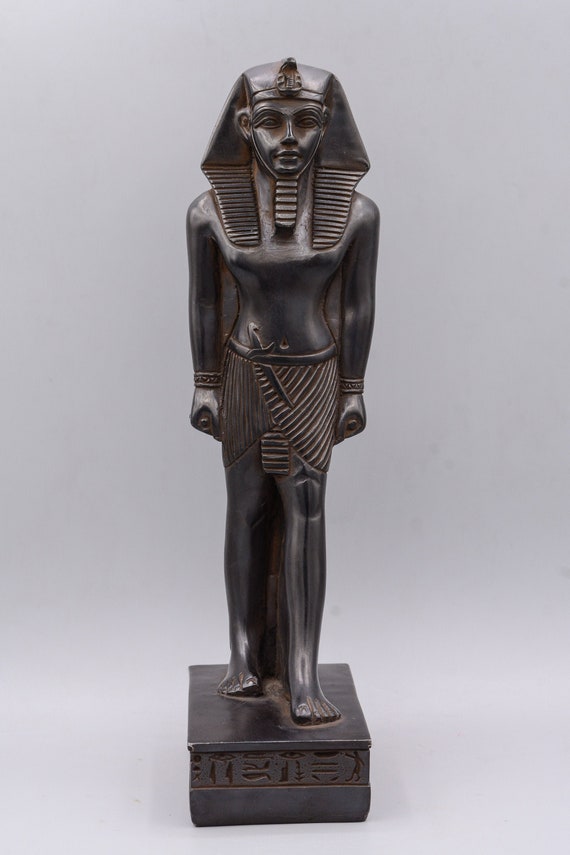 カフラー王の像 黒 エジプト美術 ファラオ 堅い石 エジプト製