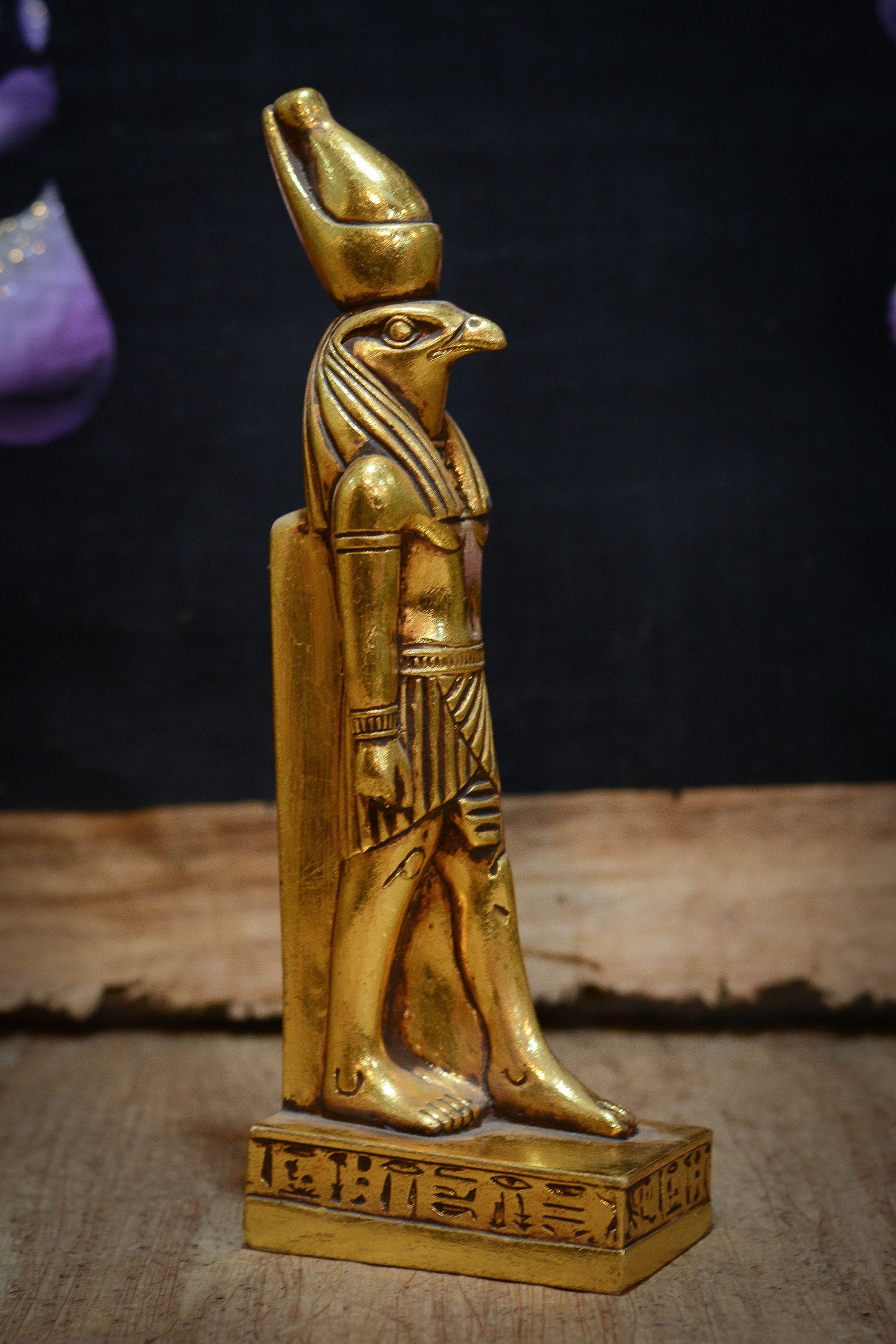 Ägyptische Statue Horus Gott des Himmels Figur schwarz / gold - Etsy.de
