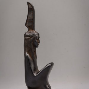 Statue Maat Göttin der Balance und Wahrheit schwarze Figurine handgemachte ägyptische Kunst Altar Statue made inegypt