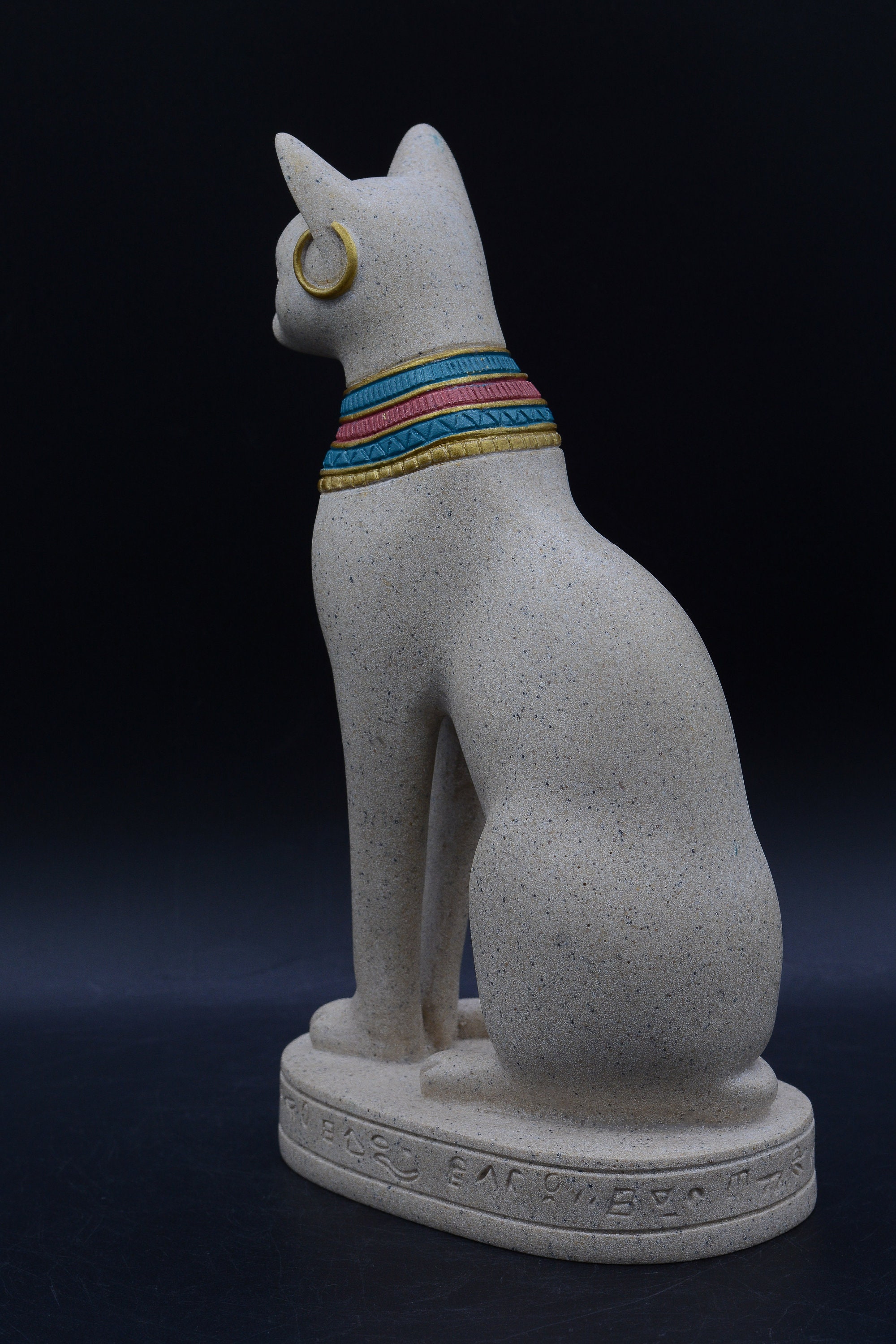 バステト猫のネックレス像彫刻女神エジプト手作り塗装エジプトで作られ