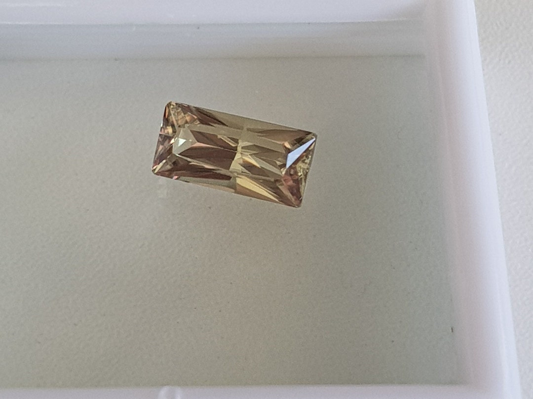Csarite Color Change Diaspore - Etsy