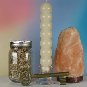 7-Knob (Footed) Hand-poured Figural Candle - Ritual Candles in 10 Vibrant Colors