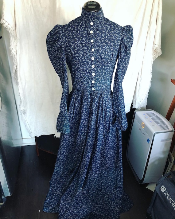 Antique 1800s indigo calico dress
