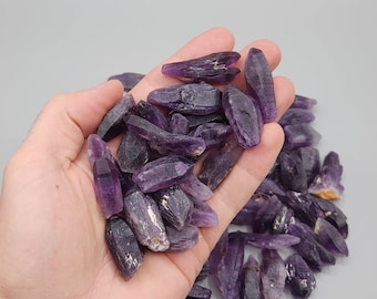 Tutu Cliffs Amethyst Quartz Point from Nigeria (3g to 10g)