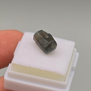 1.2g Sapphire – Red Fluorescent Core with Blue-Grey Outer Zone | Taraba, Nigeria