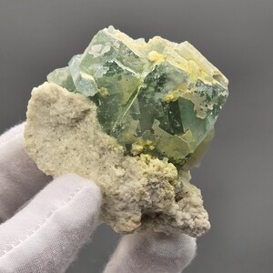 Green Cubic Fluorite on White Matrix with Quartz and Vanadium Aquamarine – UV Reactive (White Core & Blue Rim) – Nigeria (122.94 g)