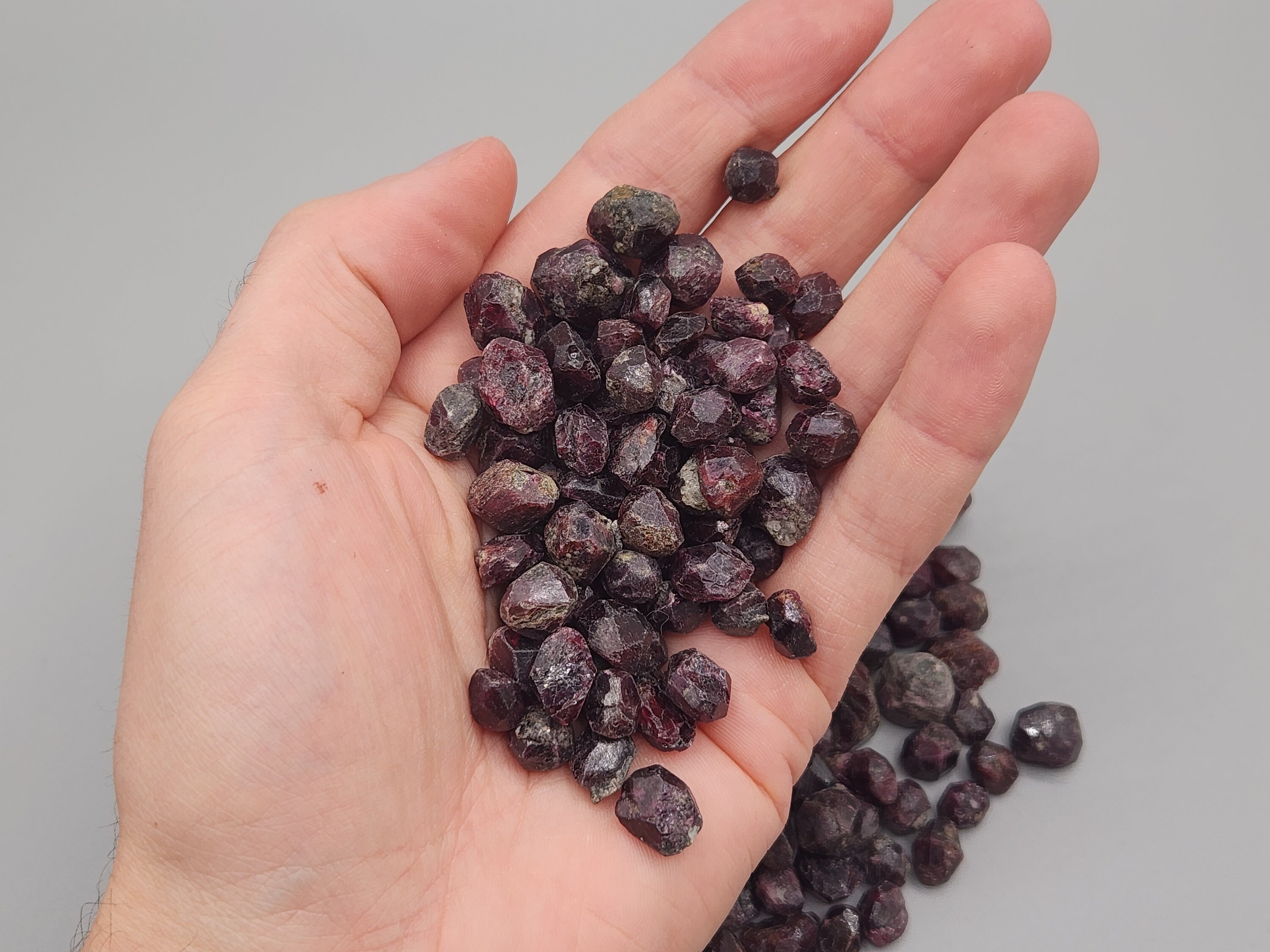 Red Rhodolite Garnet from Nigeria (1 g to 6)