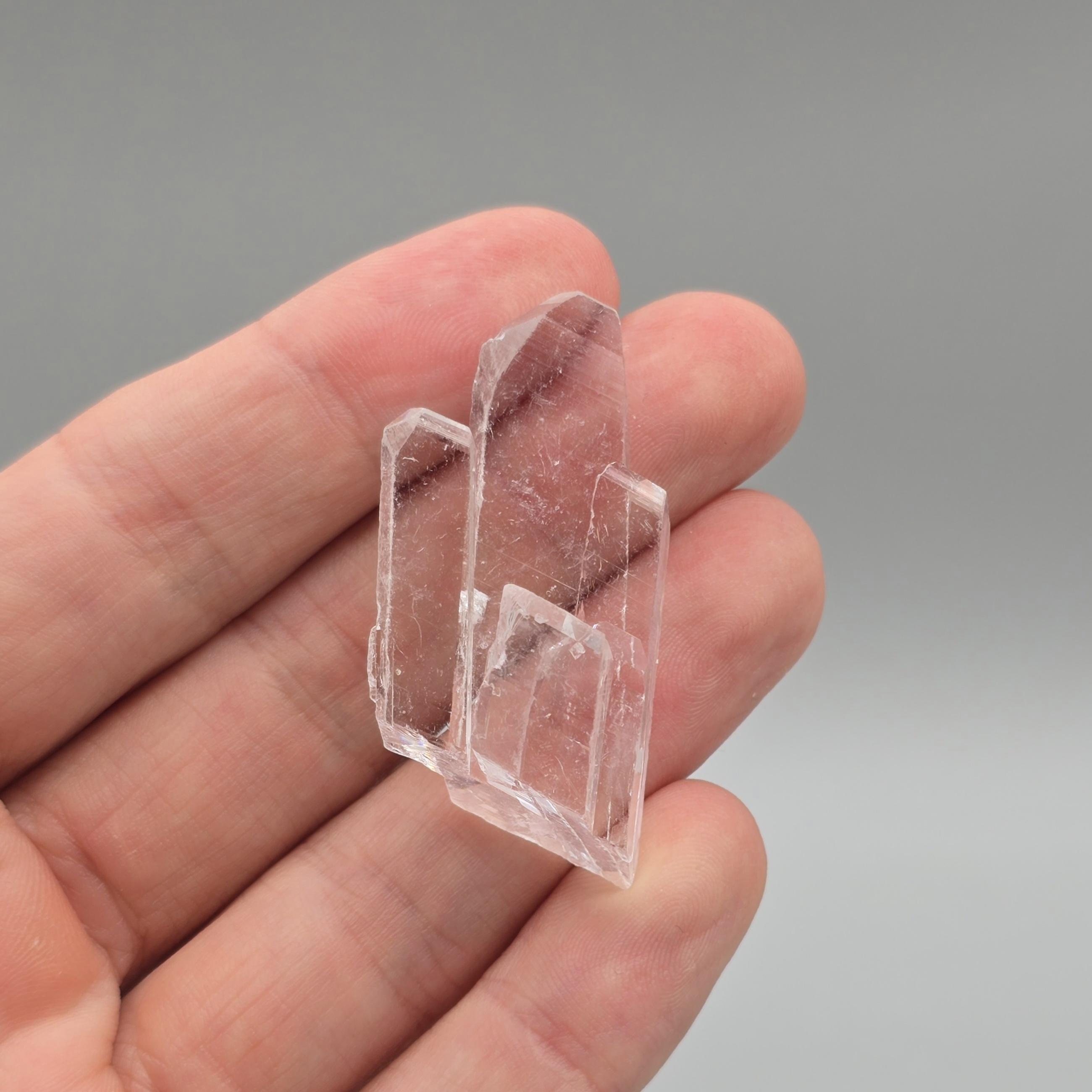 レア✨二フォントバイト クラスター ニフォントバイト水晶クラスター – 16g 透明双刃構造 – メキシコ