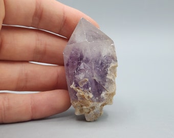 ピンク タグトゥパイト石 グリーンランド産 UV 反応性 32.7g - Etsy 日本