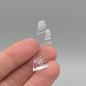 ニフォントバイト結晶 - メキシコ、チャルカス産、1.14g 柱状標本