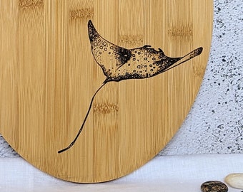 Ray Fish | Wood Bamboo Platter Chopping Board Personalised | Wood Burnt Artwork | Various Board Shape | Kitchen Decor Name Gift