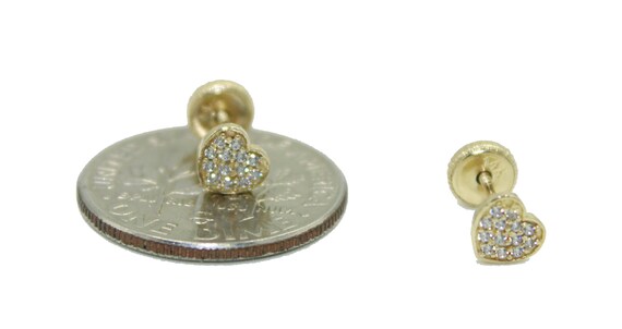 14K Solide Or Jaune 4-5-6MM Clair Coeur Zircon Cubique Zircone Clous Boucle d/'oreille panier.