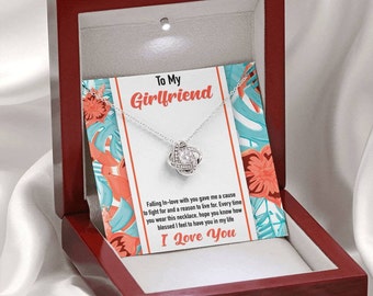 Girlfriend Love Knot Necklace, Message Card, & Luxury Box - Gift for Girlfriend