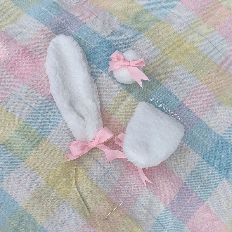 Fleece Bunny Ears White Tall Bendable Wire Headband