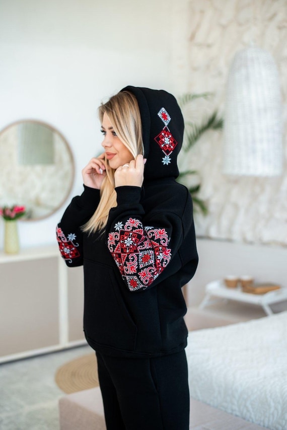 Embroidered Tracksuit | Ukraine Sport Suit | Traditional Embroidery Set | Boho Workout Activewear Outfit | Handmade Slavic Clothing (2)