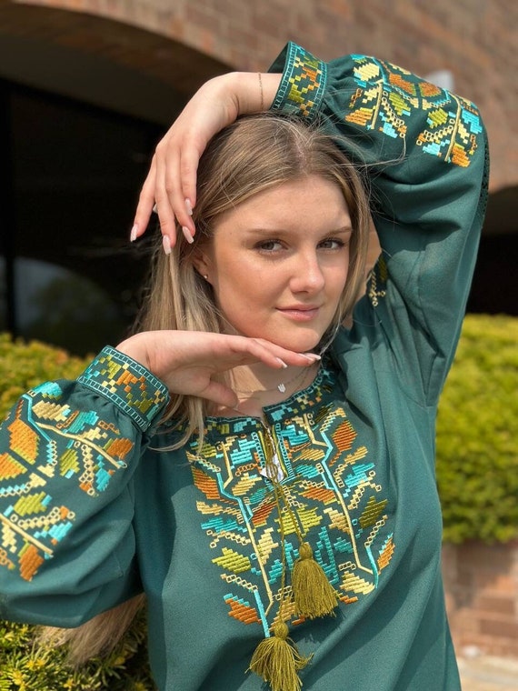 In Chicago Vyshyvanka Ukraine Blouse Ukrainian Vyshyvanka Embrodered Shirt Ethno Vintage Blouse for Women Sorochka Vyshyta Vyshyvanka