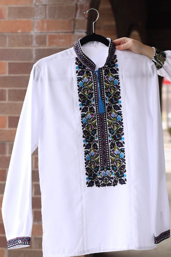 Vyshyvanka for Man Ukrainian Vyshyvanka Ukraine Sorochka Ukrainian Vyshyvanka Embrodered Shirt Ethno Vintage Embroidered Clothing