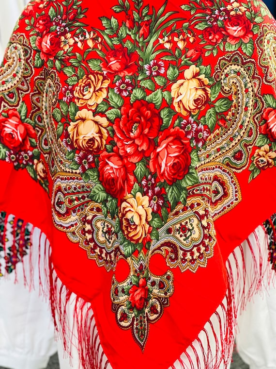 USA Ukrainian Shawl Ukrainian Hustina 80% Wool Traditional Ukrainian Shawl Hustka Foulard Platok Gift for her wife women mom