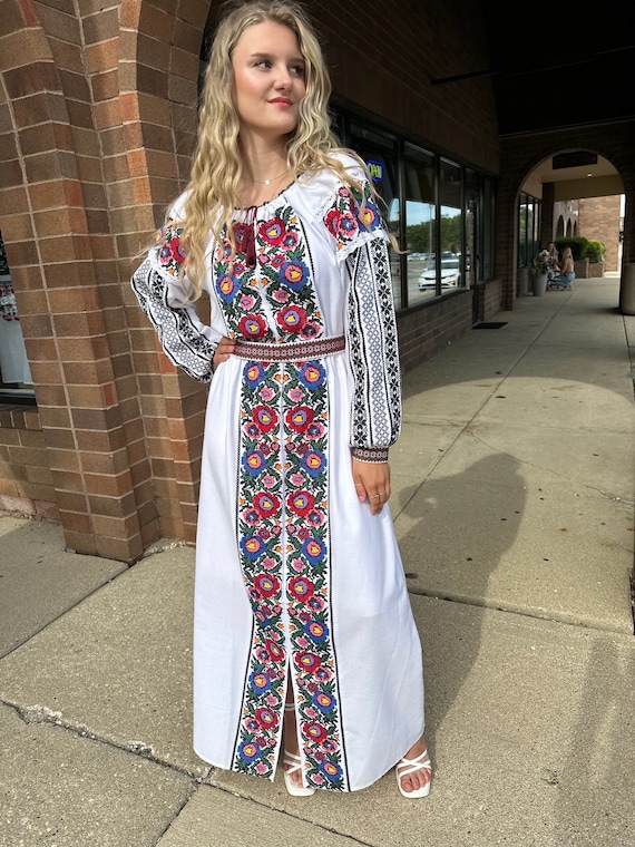 Ukrainian Vyshyvanka Dress | Ukraine Embroidered Dress in USA | Handmade Traditional Ukraine-Style Boho Embroidery Gift | Вишиванка (9)
