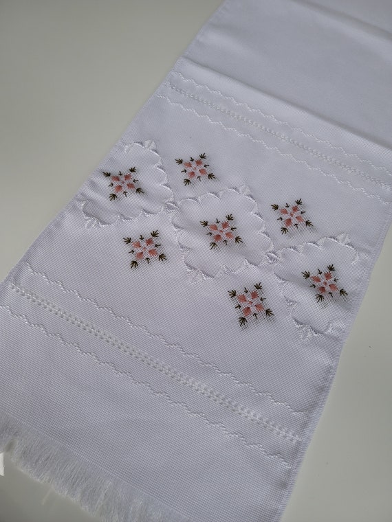 Hand embroidery Towel Wedding Towel Ukrainian Tradition Towel Wedding Ukrainian Towel in USA 010