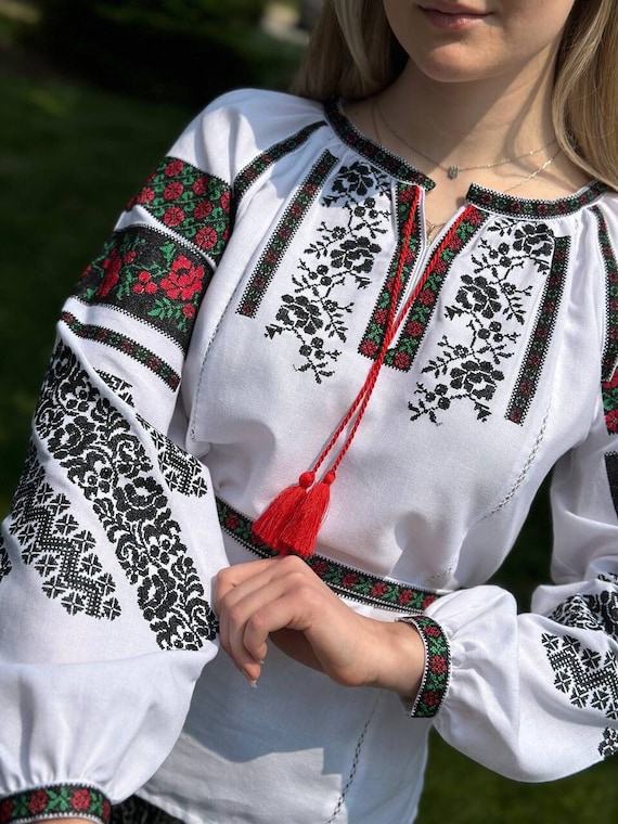 Vyshyvanka for women New vyshyvanka Ukrainian vyshyvanka Ukrainian style blouse Embroidered clothing Embroidered blouse Vyshyvanka Vyshyvanka