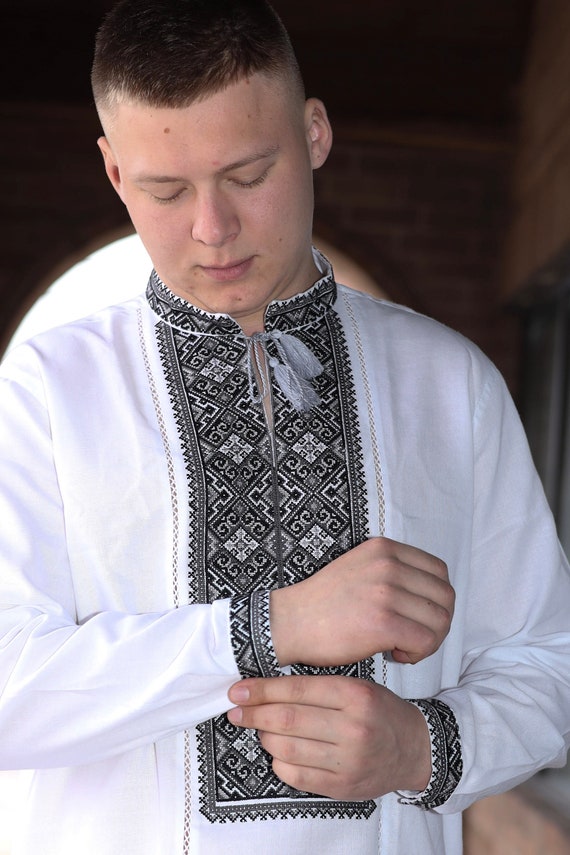 Vyshyvanka for Man Ukrainian Vyshyvanka Ukraine Sorochka Ukrainian Vyshyvanka Embrodered Shirt Ethno Vintage Embroidered Clothing