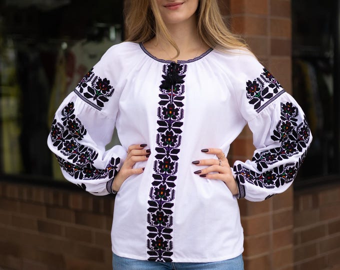 White Embroidered Ukrainian Vyshyvanka Blouse – Borshchiv Folk Art Shirt