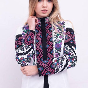 In Chicago Vyshyvanka Ukraine Blouse Ukrainian Vyshyvanka Embrodered Shirt Ethno Vintage Blouse for Women Sorochka Vyshyta Vyshyvanka