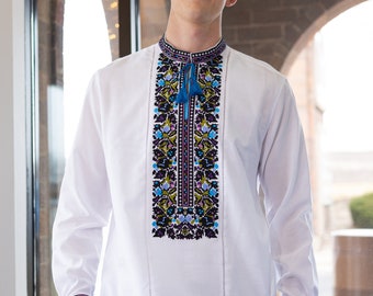 Vyshyvanka for Man Ukrainian Vyshyvanka Ukraine Sorochka Ukrainian Vyshyvanka Embrodered Shirt Ethno Vintage Embroidered Clothing