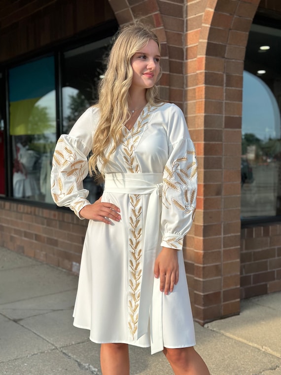 In USA NEW Dress Embroidered dress Ukrainian style dress with embroidered Vyshyvanka dress Ukraine dress with embroidered