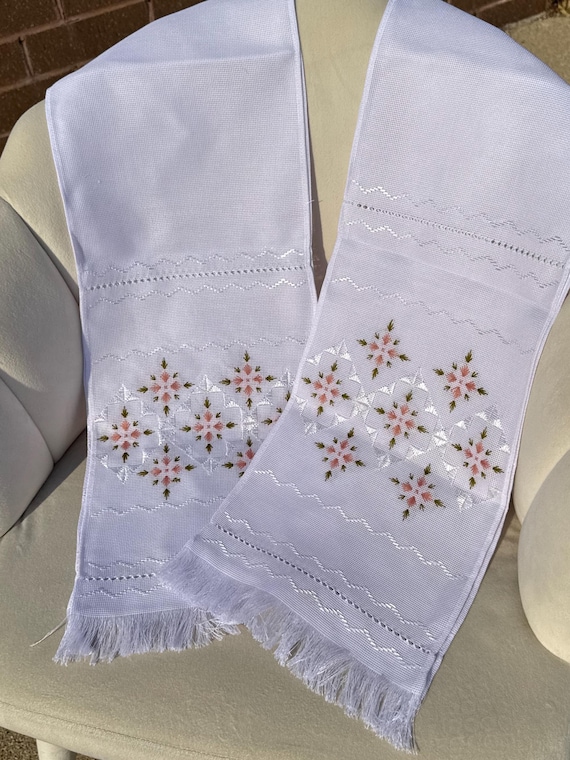 Ukrainian Embroidered Rushnyk Wedding Towel | Traditional Handmade Wedding Ceremony Towel | In Stock in USA | Вишитий Рушник (11)
