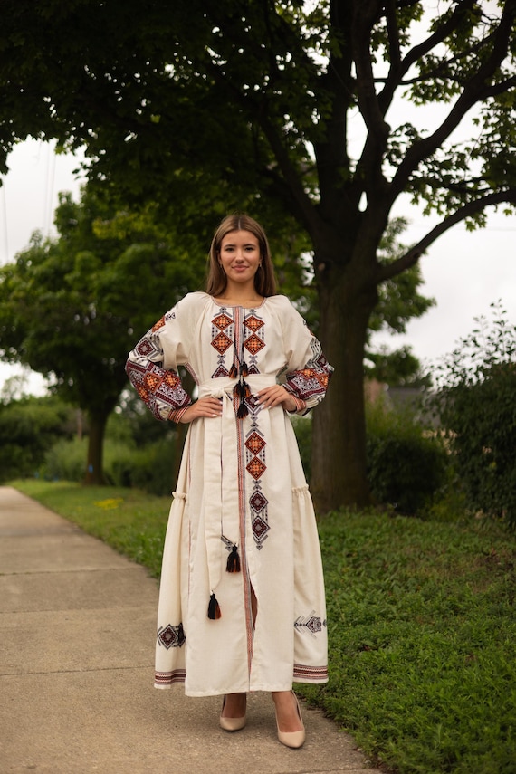 Ukrainian Vyshyvanka Dress | Ukraine Embroidered Dress in USA | Handmade Traditional Ukraine-Style Boho Embroidery Gift | Вишиванка (128)