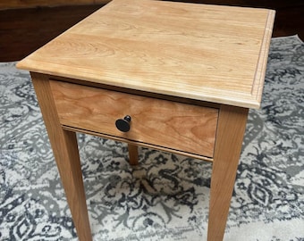 Cherry end/side table