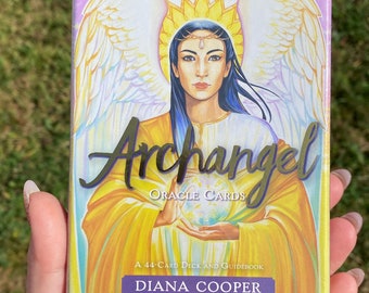 Archangel Oracle Cards: A 44 Card Deck & Guidebook -  Diana Cooper - Tarot - Authentic - Direct From Publisher