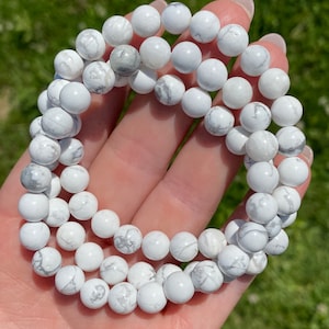 Howlite Gemstone Beaded Bracelet - 8mm - 7.5&quot; - Gemstone Healing - Yoga Jewelry