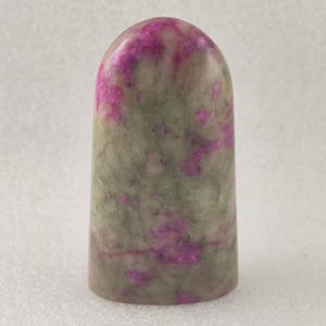 A Piece of Custom Handmade Jade Stone Chinese Seal Chisel Carved Kanji Name Chop Perfect Gift for Calligraphy Painting Enthusiasts E247