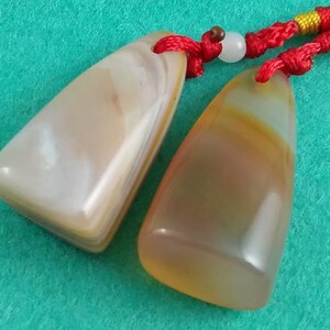 2 Agate Pendant Seal Chinese Seal Cuztomized Stamp Chinese Name Chop Carve Name for Calligraphy Painting Hanko E084