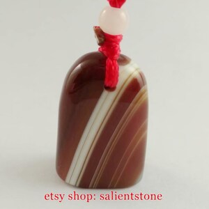 A Piece of Agate Seal Oval Shape Chinese Stamp Keychain Necklace Pendant Chop Custom Carving Chinese Name Hanko E507